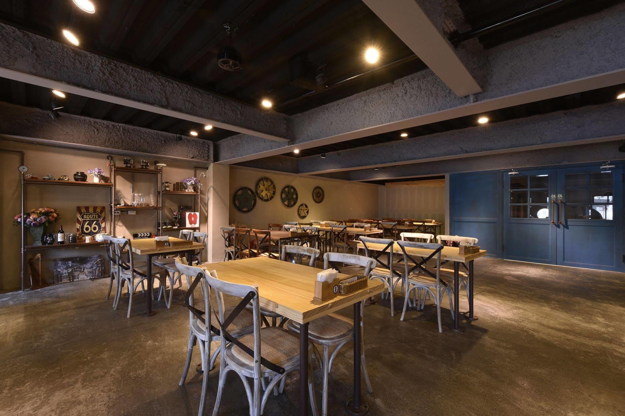 Tourism Inn Tainan Eksteriør billede